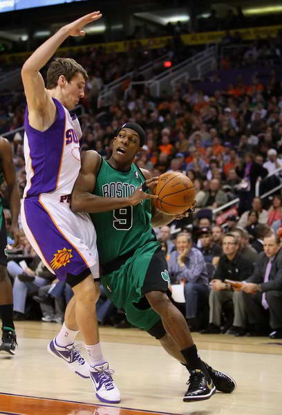 武汉队在防 武汉队在防